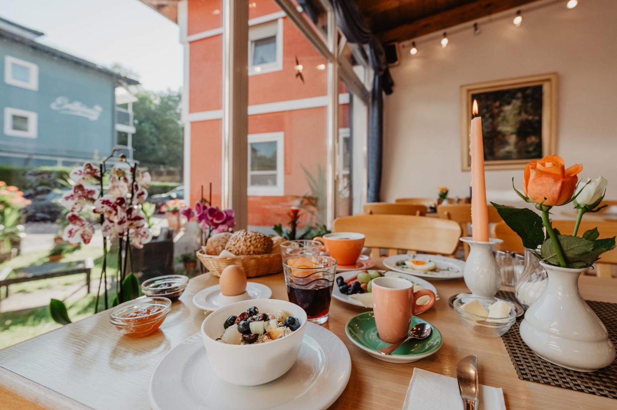 Haus Hildegard Hotel บาดฟึสซิง ภายนอก รูปภาพ